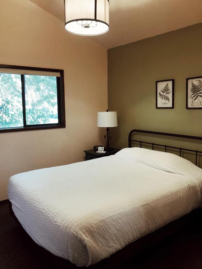 The Smith Creek Village Outdoor Hotel At Silver Falls State Park Sublimity Buitenkant foto