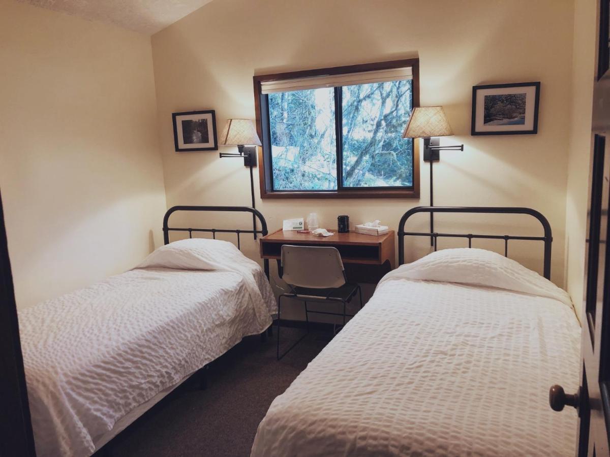 The Smith Creek Village Outdoor Hotel At Silver Falls State Park Sublimity Buitenkant foto